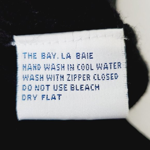 VINTAGE HUDSON'S BAY Black Wool Mock Neck Back Zip Sweater - Picture 7 of 9